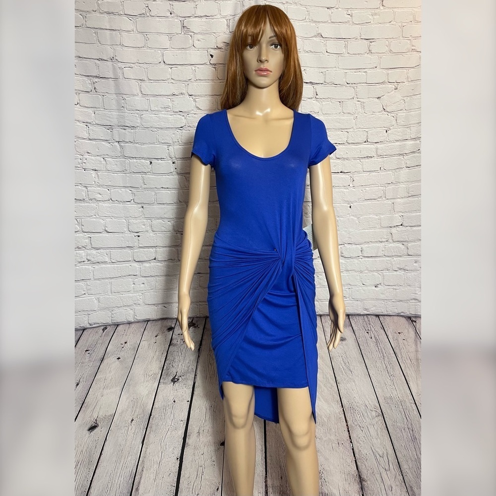 NWT New VANITY ROOM Cap Sleeve Twist Asymmetrical Blue Dress Size XS